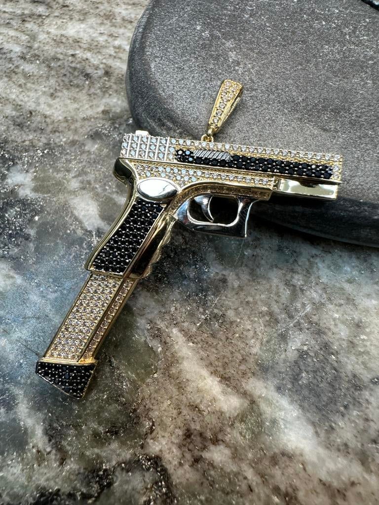 14k Gouden Clock 17 Hanger met Zirkonia en Onyx, Overige voorstellingen, Nieuw, Ophalen of Verzenden, Met edelsteen