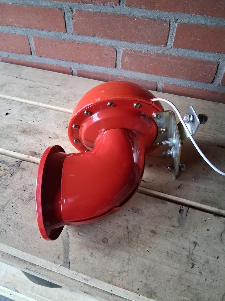 Nieuwe 12 volt cowhoorn, compleet, Ophalen of Verzenden