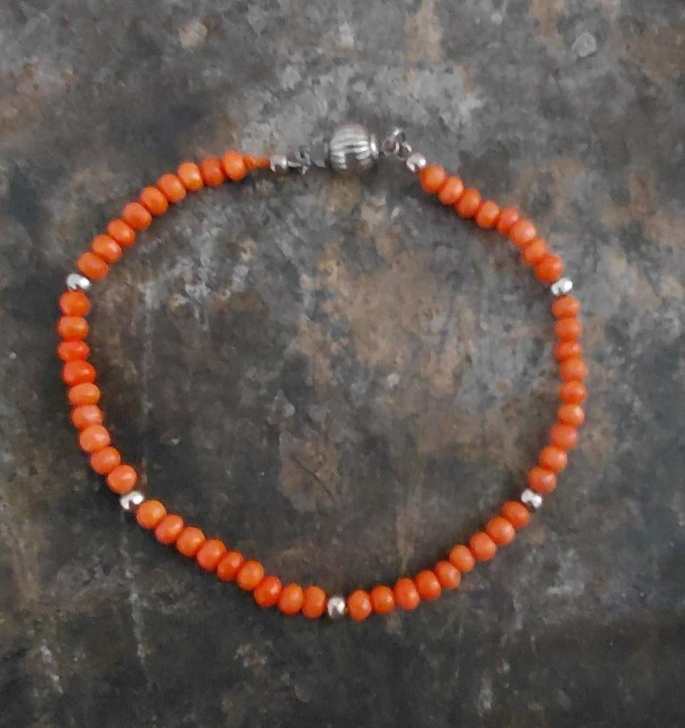 bl.k.armbandje antiek zilver, Ophalen of Verzenden, Rood, Zilver