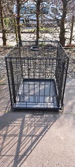 Honden reis bench zwart met kunstof vloerplaat, Dieren en Toebehoren, Ophalen, Zo goed als nieuw, Minder dan 75 cm, Minder dan 65 cm