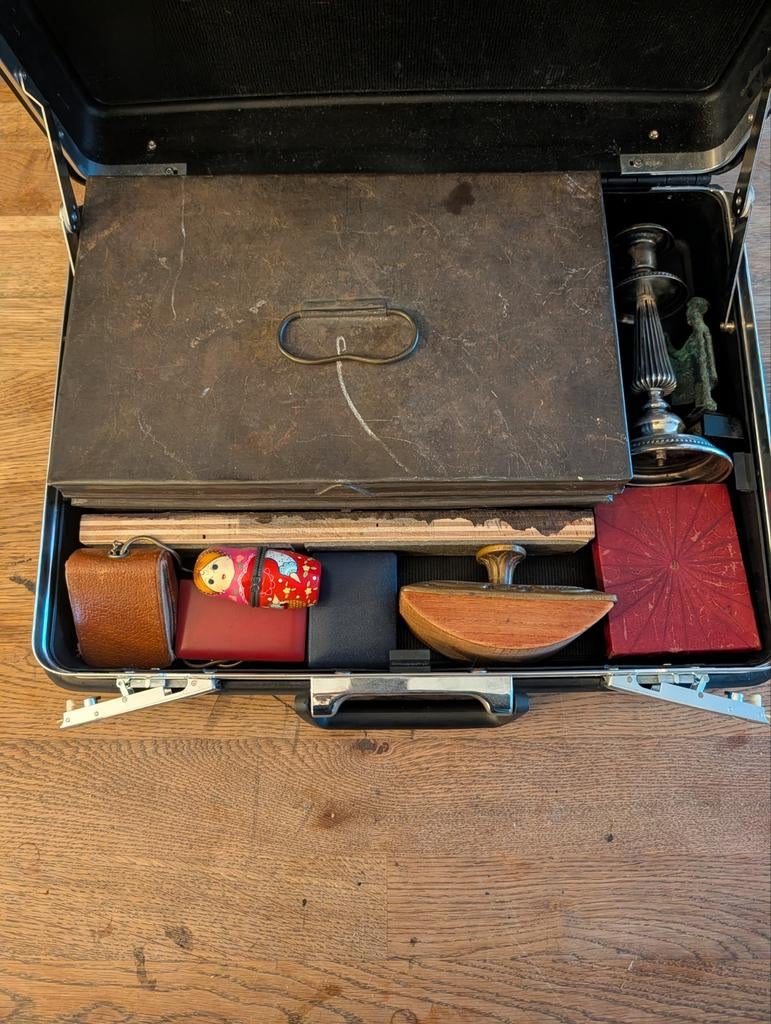 Koffer met kluis vol sieraden, horloges, pennen en meer, Ophalen of Verzenden