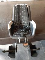 Kinderzitje met windscherm, Ophalen, Gebruikt, Voetsteuntjes