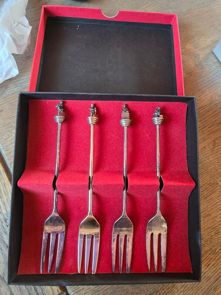 4 zilveren gebaksvorkjes, Antiek en Kunst, Ophalen of Verzenden