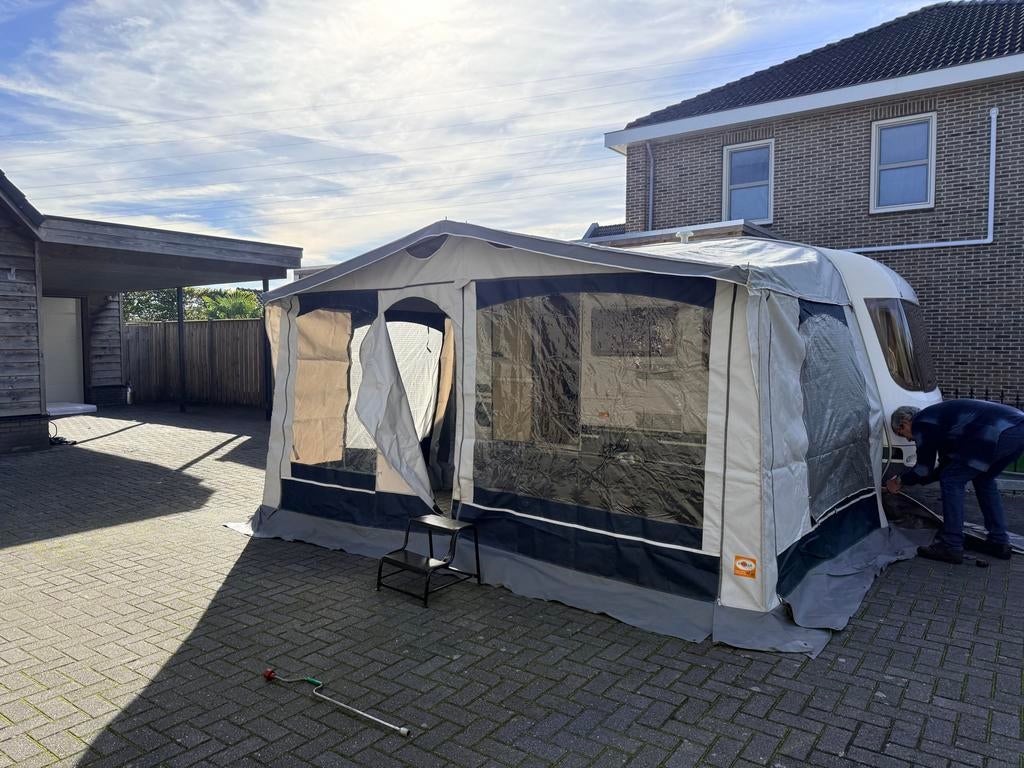 Movera voortent omloopmaat 8 (826 - 850cm), Caravans en Kamperen, Voortenten en Luifels, Ophalen of Verzenden, Gebruikt, Vinyl
