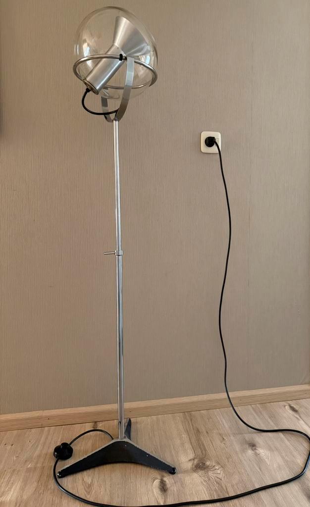 Vintage Raak Frank Ligtelijn Globe vloerlamp, Huis en Inrichting, Lampen | Vloerlampen, Gebruikt, 150 tot 200 cm, Metaal, Ophalen