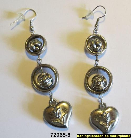 LEUKE  HARTJES OORBELLEN MET ROOSJES, Sieraden, Tassen en Uiterlijk, Oorbellen, Nieuw, Hangers, Overige materialen, Zilver, Verzenden