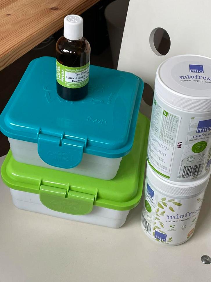 Cheeky wipes twee dozen, druppels (open) en miofresh poeder, Kinderen en Baby's, Badjes en Verzorging, Overige typen, Ophalen of Verzenden