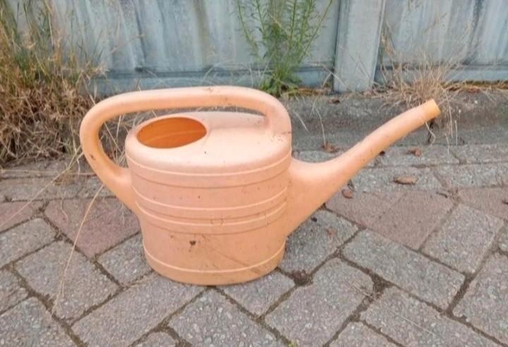 Vintage gieter 10 liter, Tuin en Terras, Gieters, Gebruikt, Kunststof, Ophalen of Verzenden