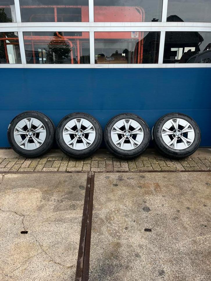BMW ix1 x1 ix2 x2 205/65 R17 velgen  zomerset NIEUWE BANDEN, Auto-onderdelen, Banden en Velgen, Banden en Velgen, Zomerbanden