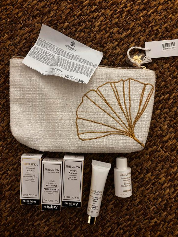 Sisley Cadeauset met Tas - Nieuw!, Sieraden, Tassen en Uiterlijk, Uiterlijk | Cosmetica en Make-up, Nieuw, Toebehoren, Gehele gezicht