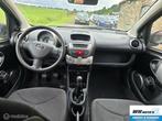 Toyota Aygo 1.0 VVT-i Comfort Orange, Voorwielaandrijving, Euro 5, Gebruikt, 4 stoelen