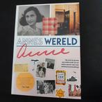 Anne Frank: Anne's wereld + Anne en de oorlog lesmateriaal, Ophalen of Verzenden, Zo goed als nieuw