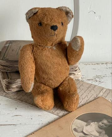 Brocante oud beertje beschikbaar voor biedingen