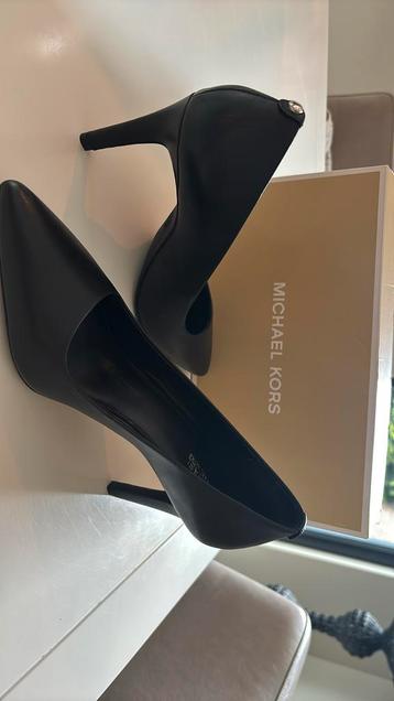 Michael Kors pump maat 39 zwart beschikbaar voor biedingen