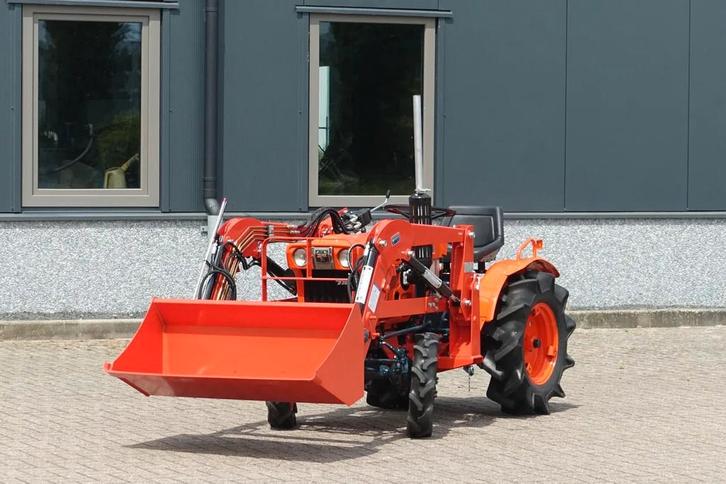 Kubota B7001 4wd / Voorlader, Zakelijke goederen, Agrarisch | Tractoren, Overige merken, Gebruikt
