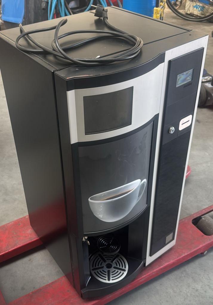 Wittenborg 7100 + Brita Waterfilter, Witgoed en Apparatuur, Koffiezetapparaten, Zo goed als nieuw, 10 kopjes of meer, Ophalen