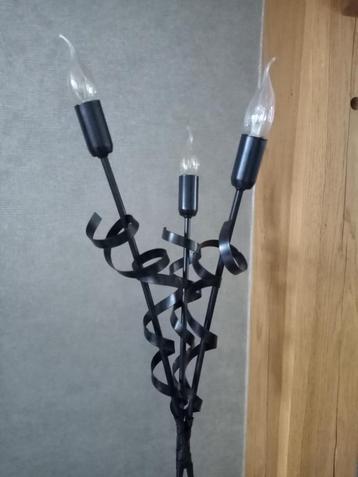 lampen 3 stuks beschikbaar voor biedingen