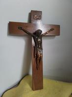 14498) mooi houten kruisbeeld  40x26cm, Antiek en Kunst, Ophalen of Verzenden