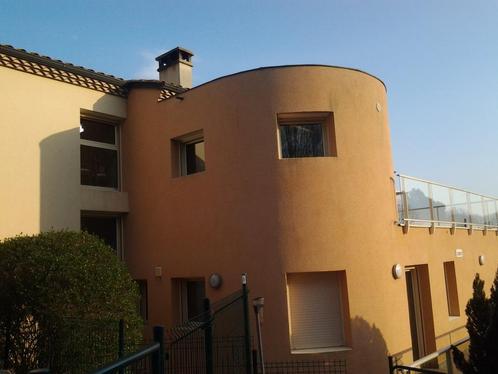 VILLA met zwembad te koop in de Dordogne, FR., Huizen en Kamers, Buitenland, Frankrijk, Woonhuis, Landelijk, Verkoop zonder makelaar