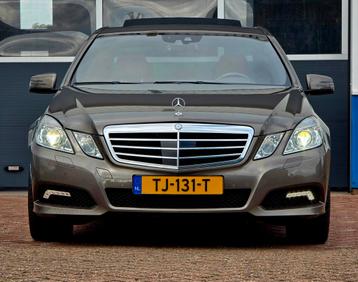 Mercedes-Benz E300 Sedan AUT 2010 dealer O.H. Youngtimer  beschikbaar voor biedingen
