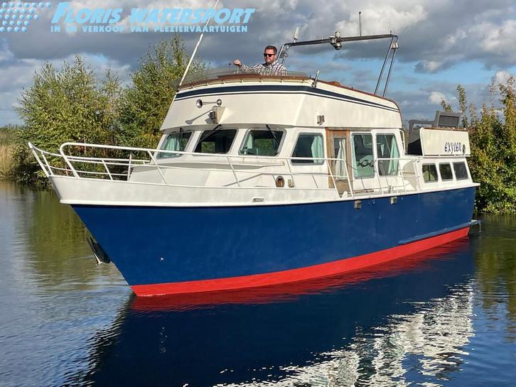 Proficiat 1080 Traveler (bj 1980), Watersport en Boten, Motorboten en Motorjachten, Gebruikt, 9 tot 12 meter, Overige brandstoffen