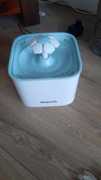 Te koop drinkfontein, Dieren en Toebehoren, Kattenvoerbakken en Drinkbakken, Ophalen