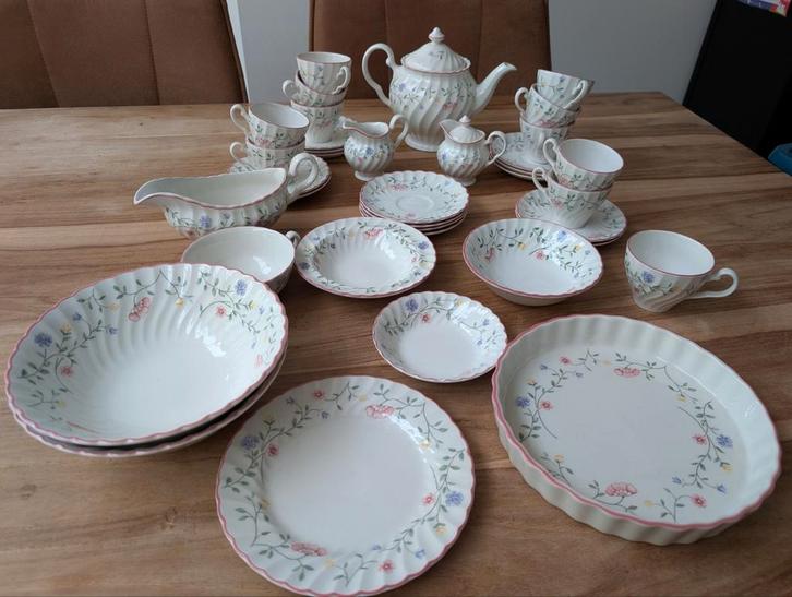 Johnson Brothers Summer chintz, hele set bieden vanaf € 50,-, Antiek en Kunst, Antiek | Servies compleet, Ophalen