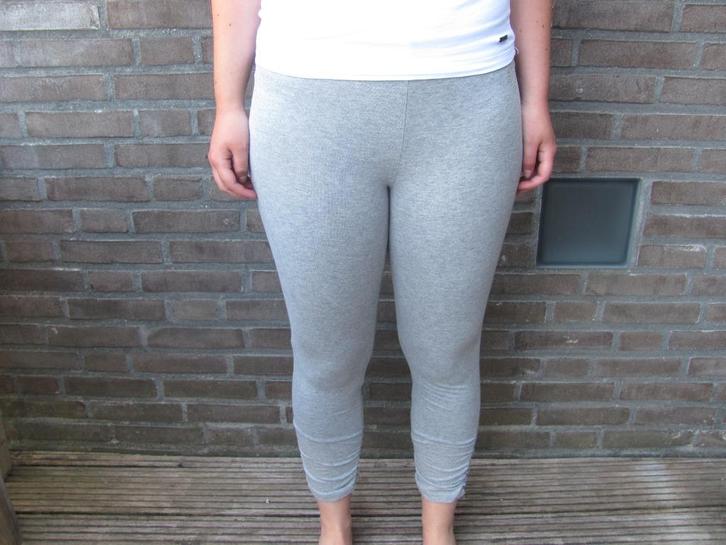 Kiddo Girls grijze driekwart kinder legging / maat 158 ~ 164, Kinderen en Baby's, Kinderkleding | Maat 158, Nieuw, Meisje, Broek