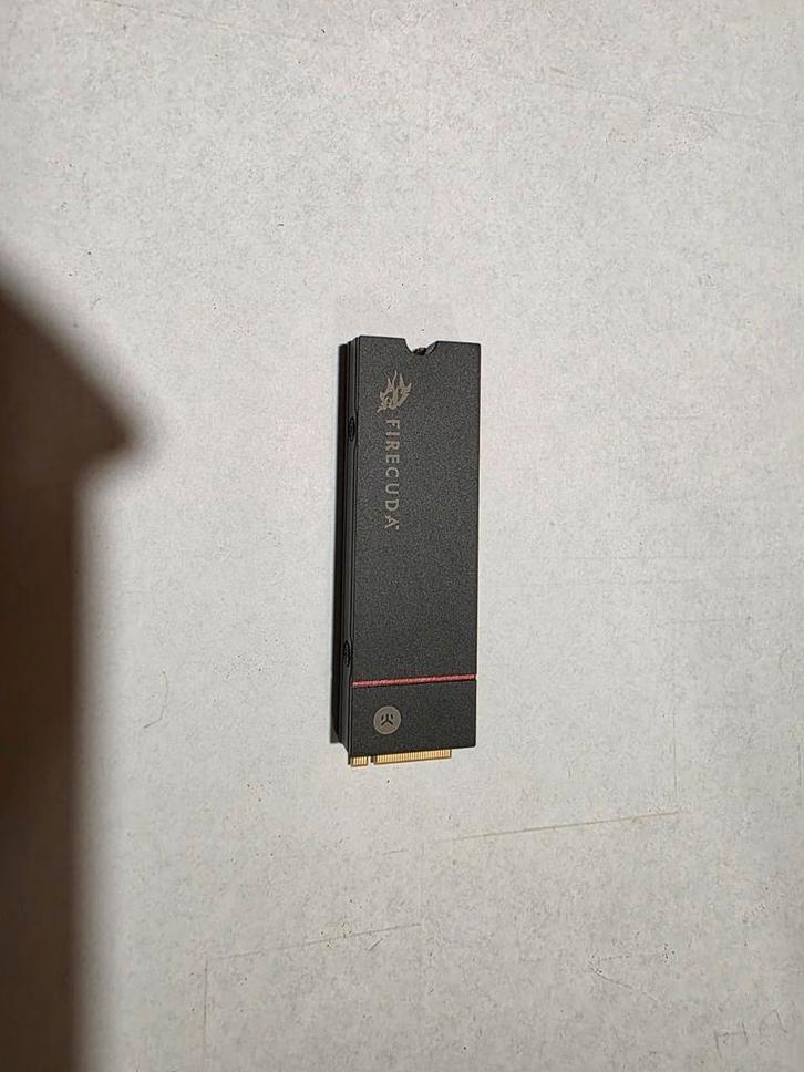 Firecuda 530 1TB SSD - PCIe Gen4 NVMe - PS5 Compatible, Computers en Software, Harde schijven, Nieuw, Console, Intern, SSD, Overige aansluitingen