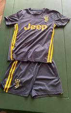 Juventus tenue  met ronaldo, Sport en Fitness, Maat XS of kleiner, Ophalen of Verzenden, Gebruikt, Set