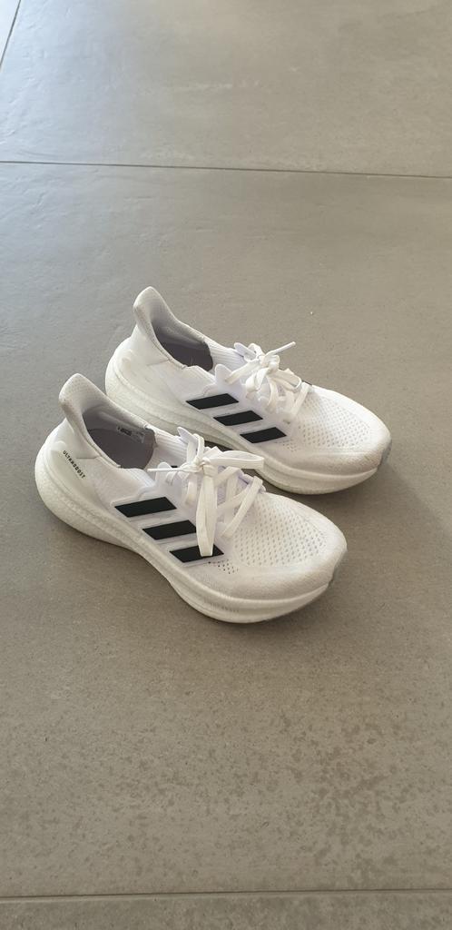 Adidas Ultraboost sneakers - z.g.a.n., Kinderen en Baby's, Kinderkleding | Schoenen en Sokken, Zo goed als nieuw, Jongen of Meisje