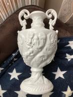 Witte vaas - alcobaca ( Portugal ), Ophalen of Verzenden, Wit, Aardewerk of Porselein, Minder dan 50 cm