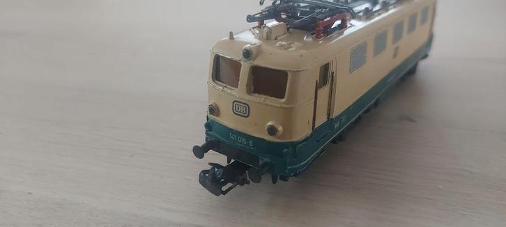 Märklin DB 141 015-8 e-loc artikelnummer 3034, Hobby en Vrije tijd, Modeltreinen | H0, Zo goed als nieuw, Locomotief, Wisselstroom