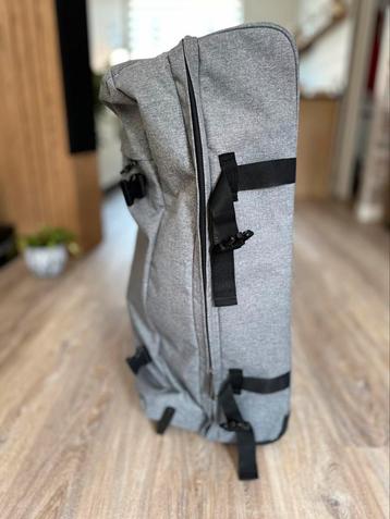 Eastpak Transit R / L Sunday Gray  reis koffer beschikbaar voor biedingen