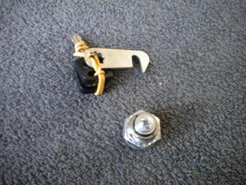 PTT groene brievenbus reserve slot met2 sleutels. beschikbaar voor biedingen