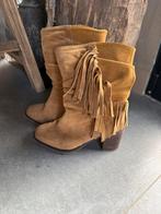 Stoeren suede laarzen met franjes maat 38, Kleding | Dames, Schoenen, Ophalen of Verzenden, Zo goed als nieuw, Bruin, Hoge laarzen