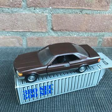 1:35 NZG MERCEDES 380/500 SEC beschikbaar voor biedingen