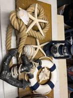 2 grote tassen vol met schelpen en strand decoratie, Huis en Inrichting, Woonaccessoires | Overige, Ophalen, Gebruikt