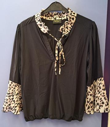 DeJacque travelstof top zwart + panterprint mt L artnr 48725 beschikbaar voor biedingen