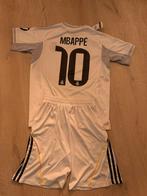 Real Madrid MBAPPE Tenue Maat S - Nieuw!, Ophalen of Verzenden, Nieuw
