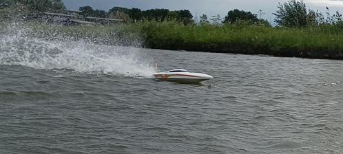 Rc speedboot   proboat Impulse, Hobby en Vrije tijd, Modelbouw | Boten en Schepen, Gebruikt, Groter dan 1:32, Overige merken, Ophalen of Verzenden