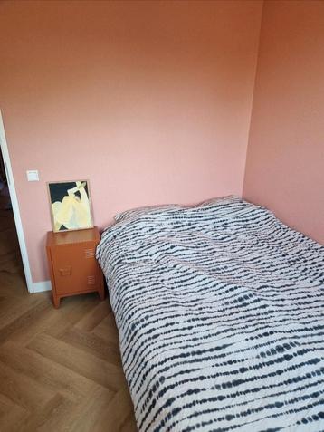 Bed 140 x 200 cm incl. matras & deken