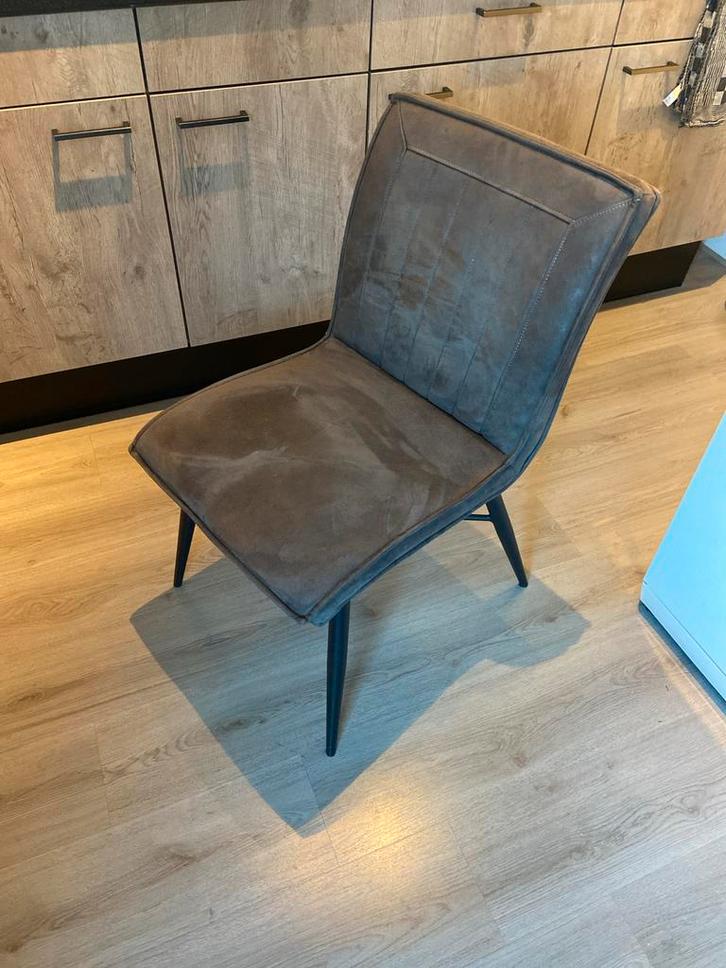 4 Alcantara eetkamerstoelen - nette staat, Huis en Inrichting, Stoelen, Gebruikt, Vier, Stof, Grijs, Ophalen of Verzenden