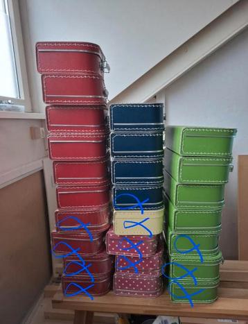 Kinderkoffertjes beschikbaar voor biedingen