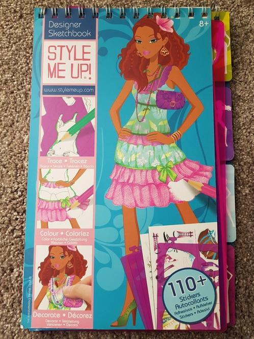 Ontwerp je kleding mbv dit ontwerpschetsboek -- 110 stickers, Kinderen en Baby's, Speelgoed | Educatief en Creatief, Nieuw, Knutselen