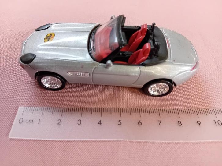 Modelauto 1/43 BMW Z8, Hobby en Vrije tijd, Modelauto's | 1:43, Zo goed als nieuw, Auto, Overige merken, Verzenden