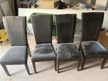 4 stoelen - bouwstoelen beschikbaar voor biedingen