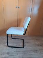 4 eettafel stoelen van kick collection, Huis en Inrichting, Stoelen, Ophalen of Verzenden, Wit, Stof