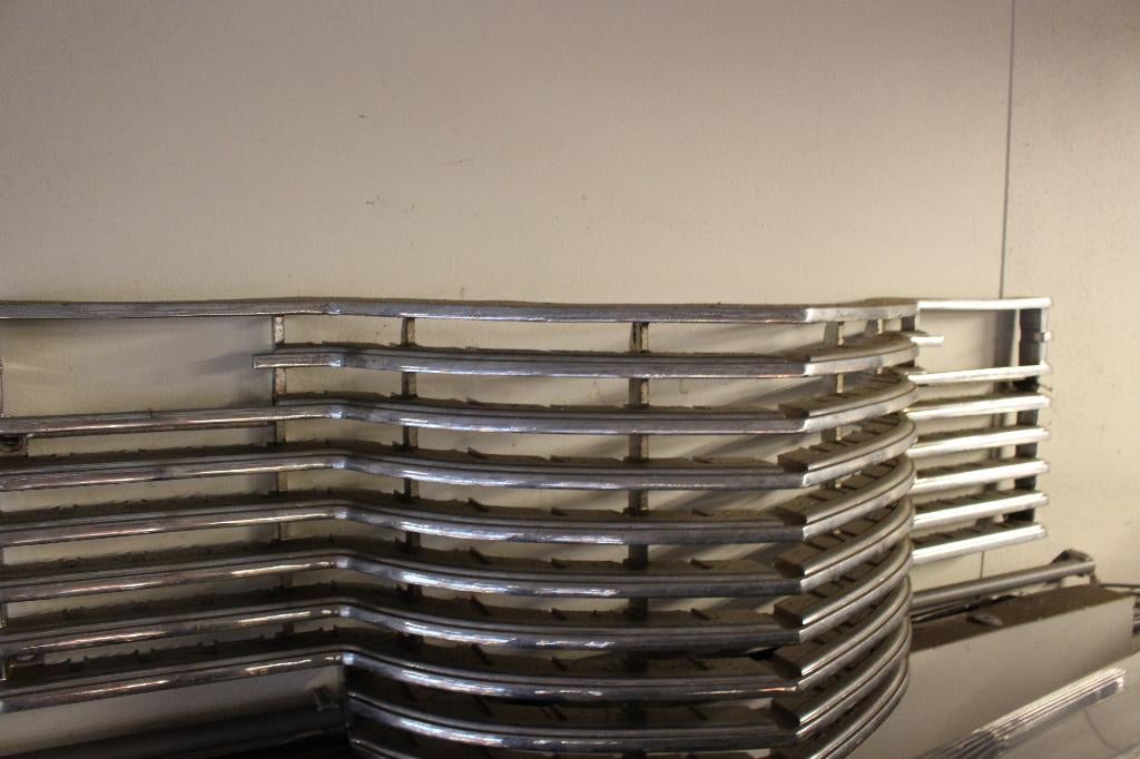 Grille chrome Cadillac 1941 - chroom, Ophalen, Cadillac, Bumper