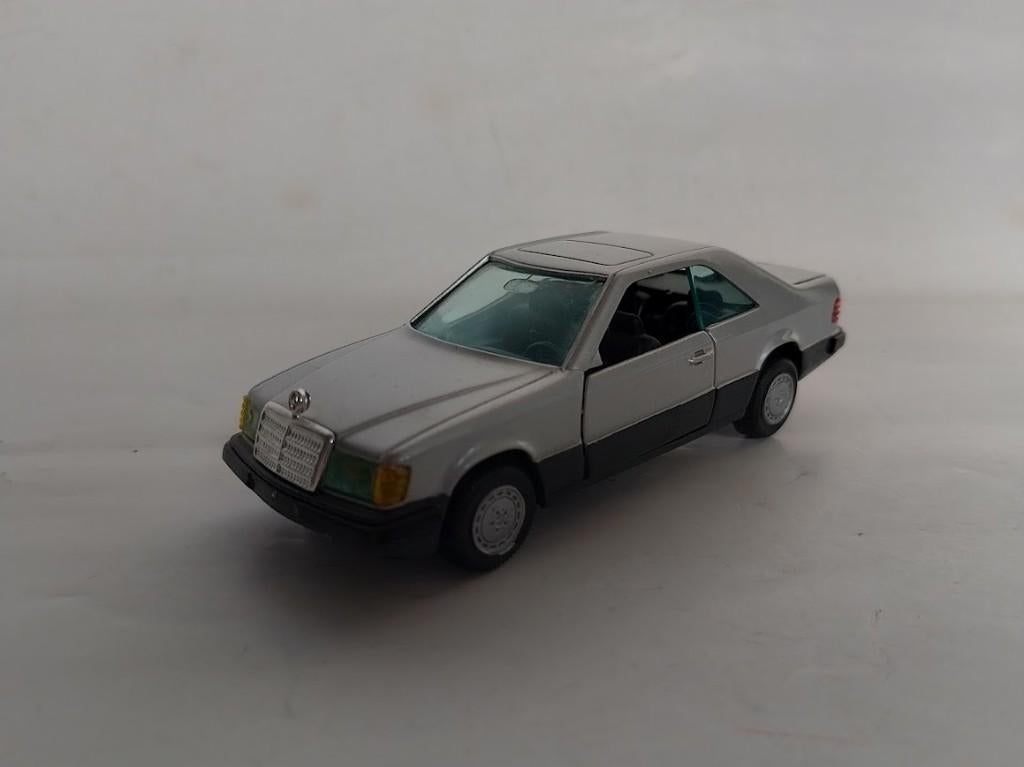 Mercedes 300 CE Coupe , Gama, 1:43, Ophalen of Verzenden, Nieuw, Auto, Gama